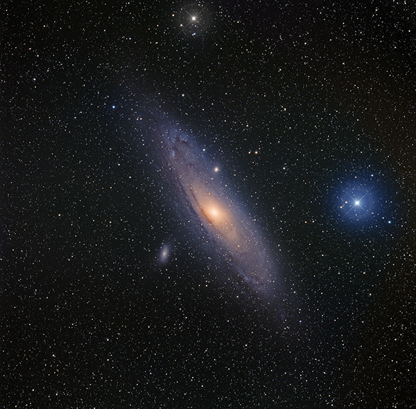 ดาราจักรแอนดรอเมดา (Andromeda Galaxy)